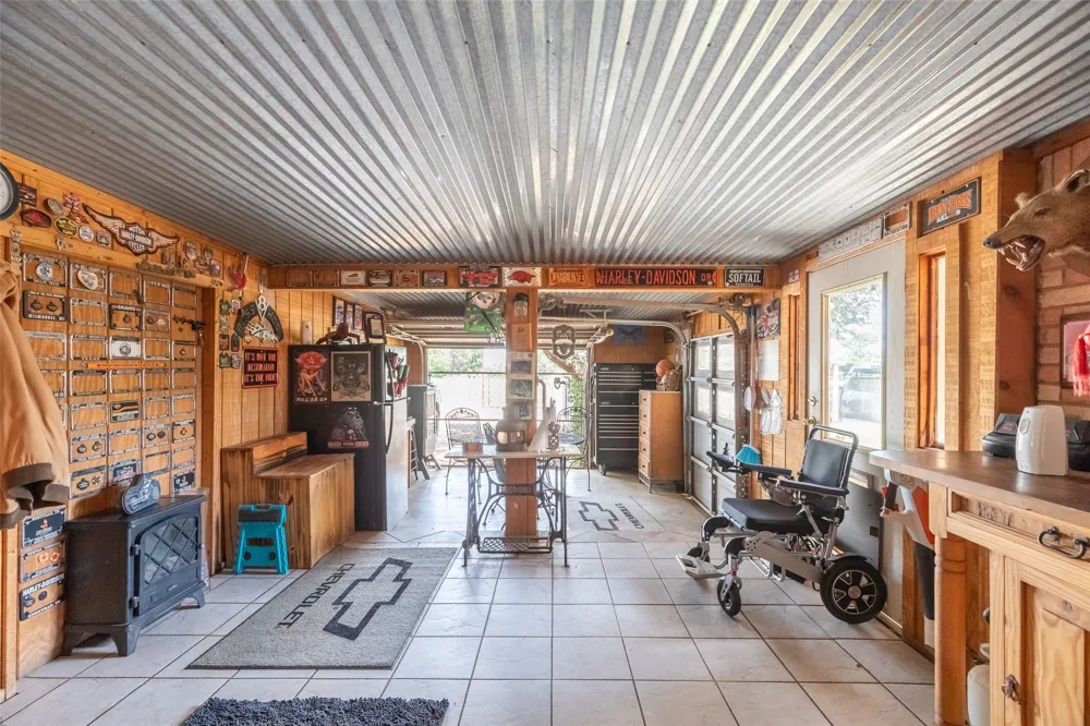1800 Avenue F Haskell, TX 79521