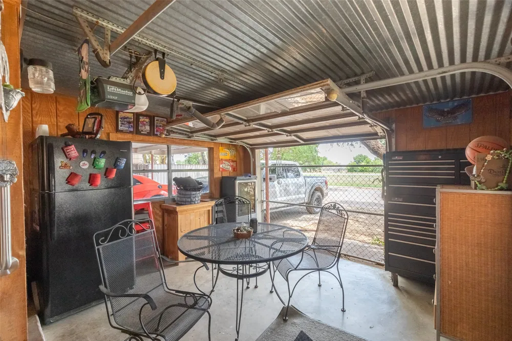 1800 Avenue F Haskell, TX 79521