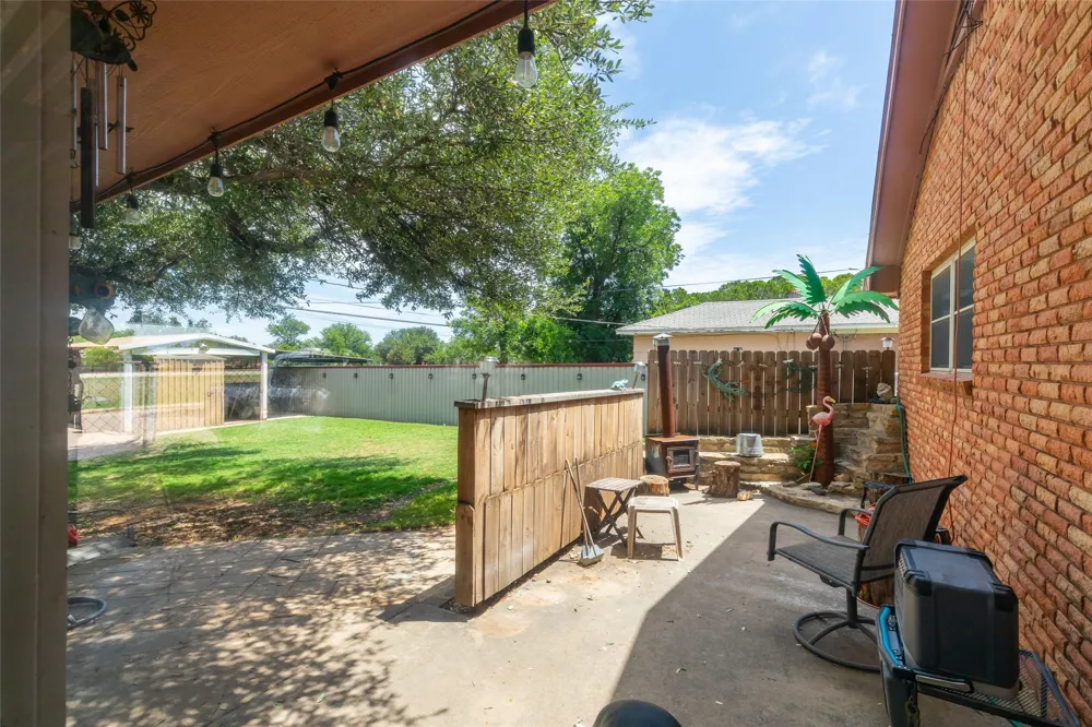 1800 Avenue F Haskell, TX 79521