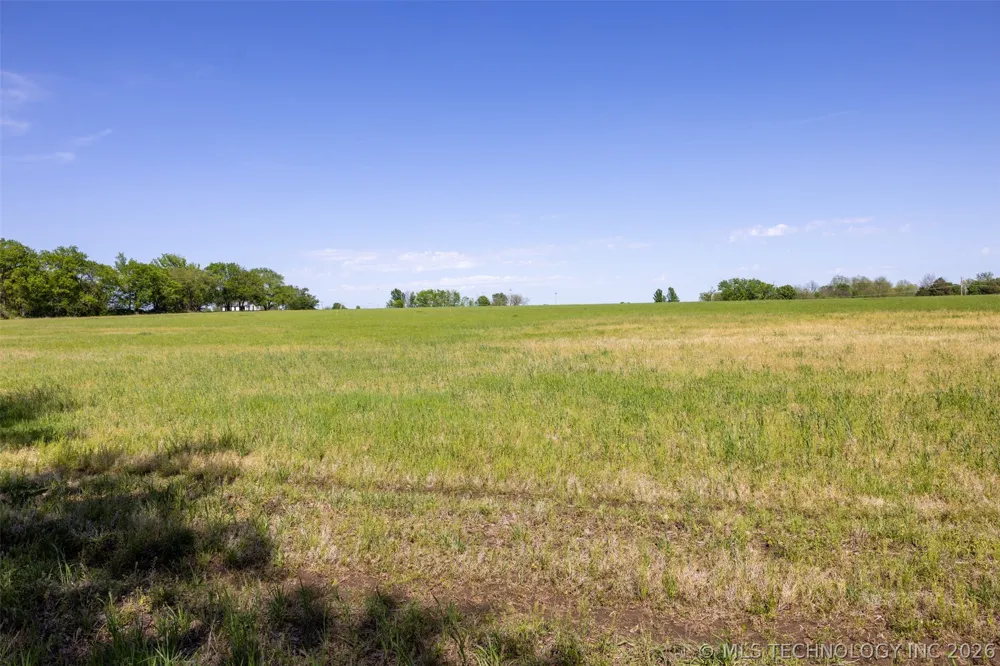 26 SE Lenapah Street Skiatook, OK 74070