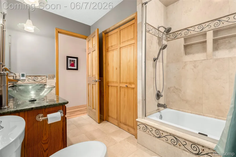 15395 Osius Road Lyndon Township, MI 48118