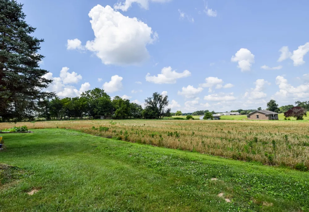 135 Old Hwy 52W Portland, TN 37148