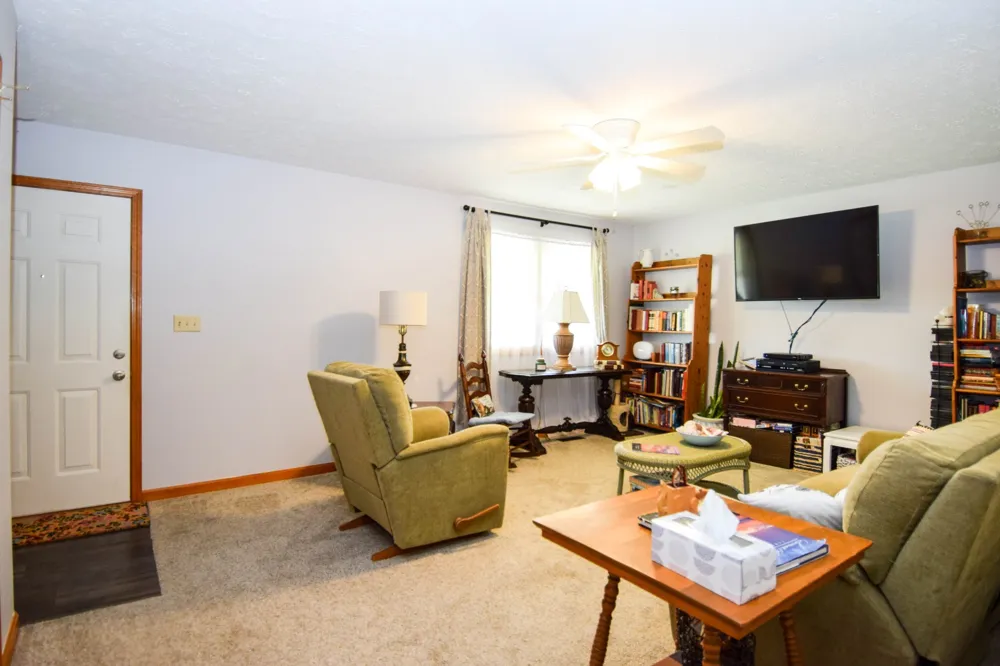 135 Old Hwy 52W Portland, TN 37148