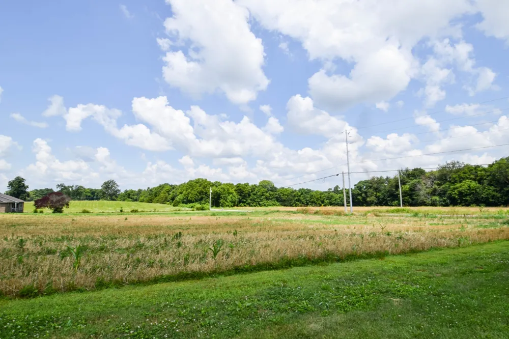 135 Old Hwy 52W Portland, TN 37148