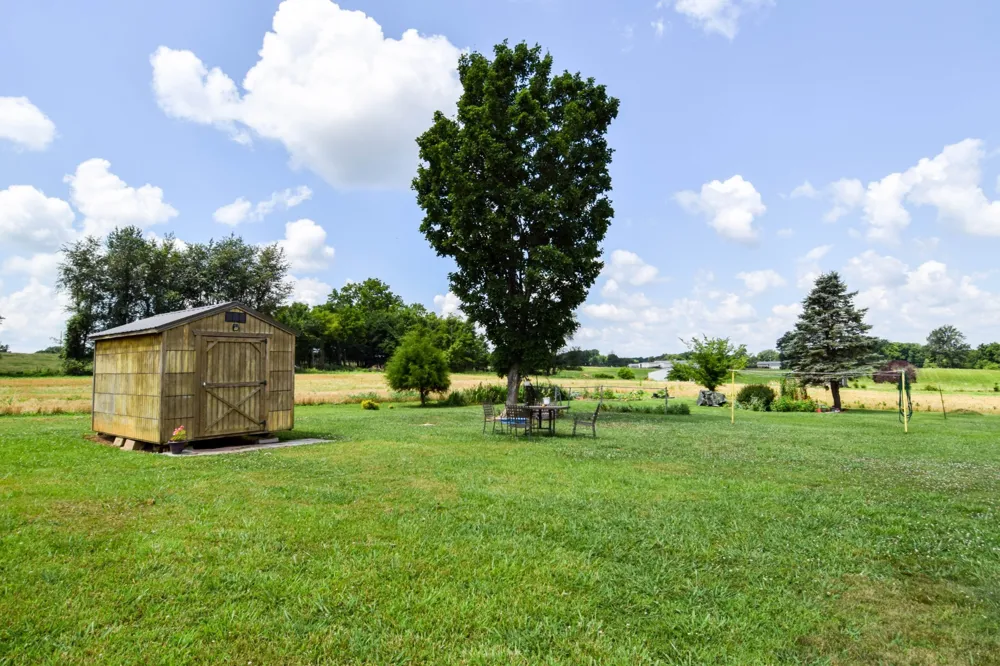 135 Old Hwy 52W Portland, TN 37148
