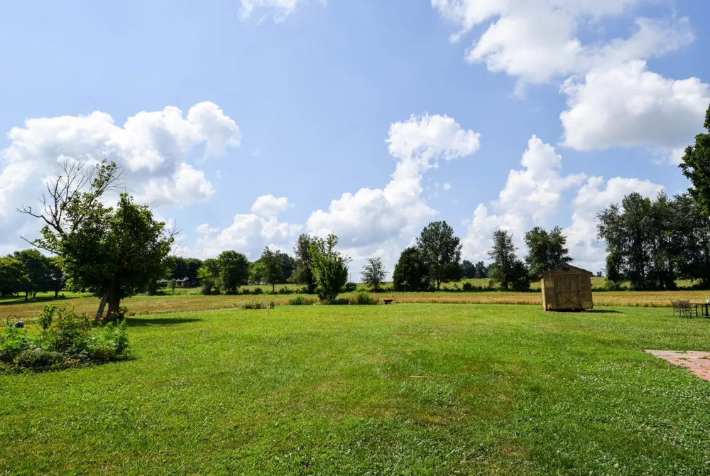 135 Old Hwy 52W Portland, TN 37148