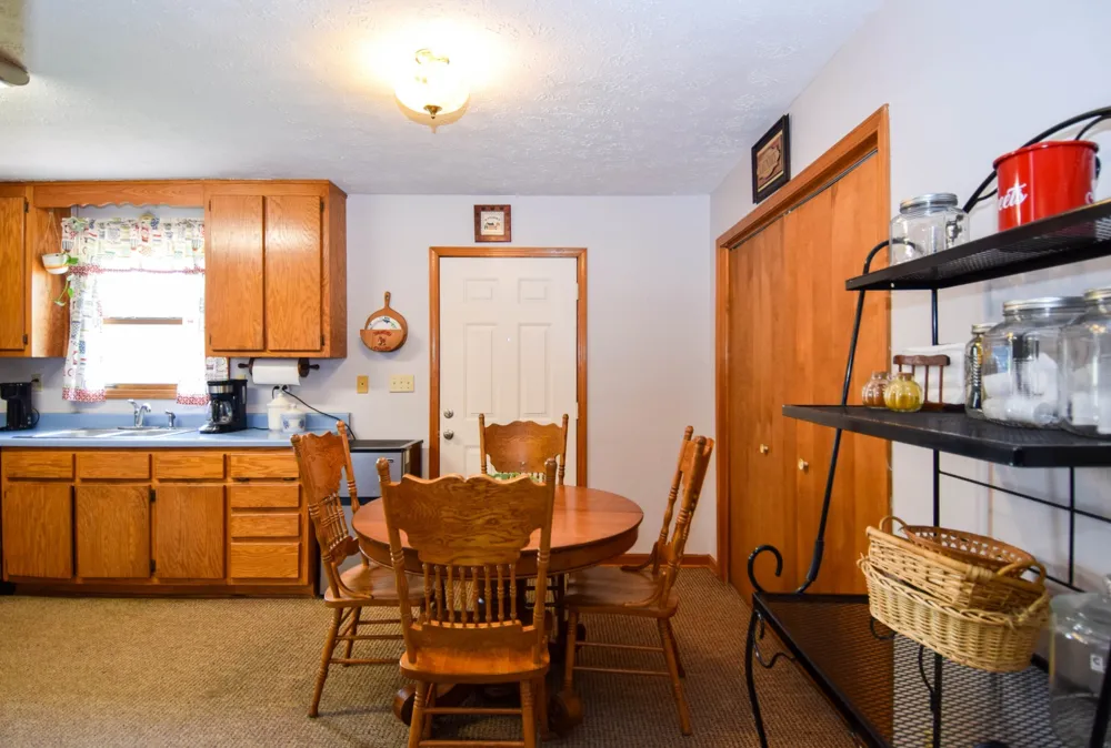 135 Old Hwy 52W Portland, TN 37148