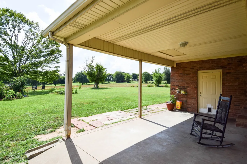 135 Old Hwy 52W Portland, TN 37148