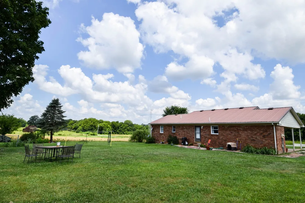 135 Old Hwy 52W Portland, TN 37148