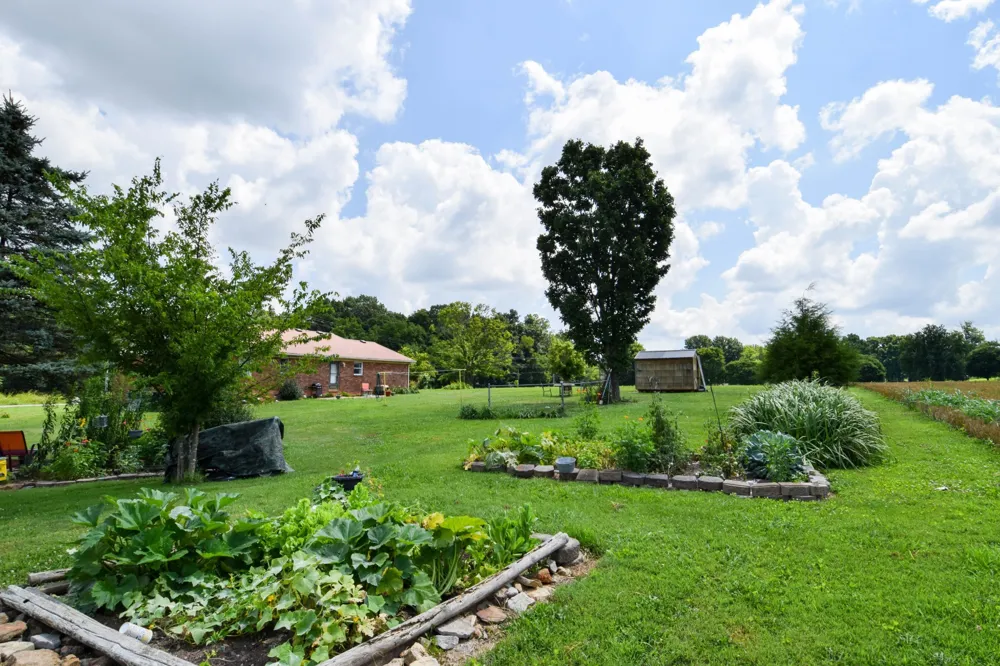 135 Old Hwy 52W Portland, TN 37148