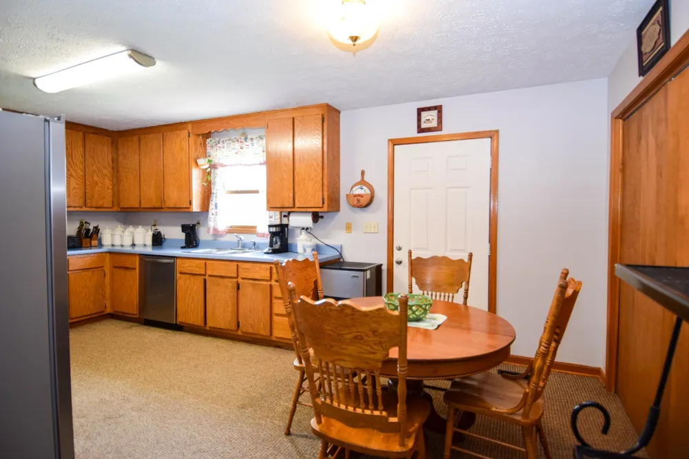 135 Old Hwy 52W Portland, TN 37148