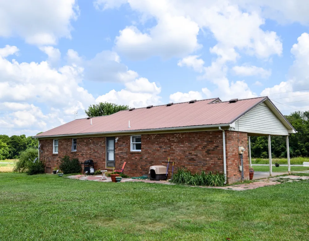 135 Old Hwy 52W Portland, TN 37148