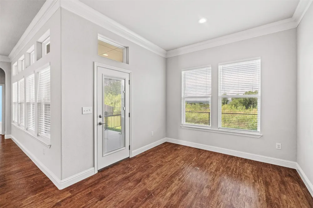 106 King Arthur Court Glen Rose, TX 76043