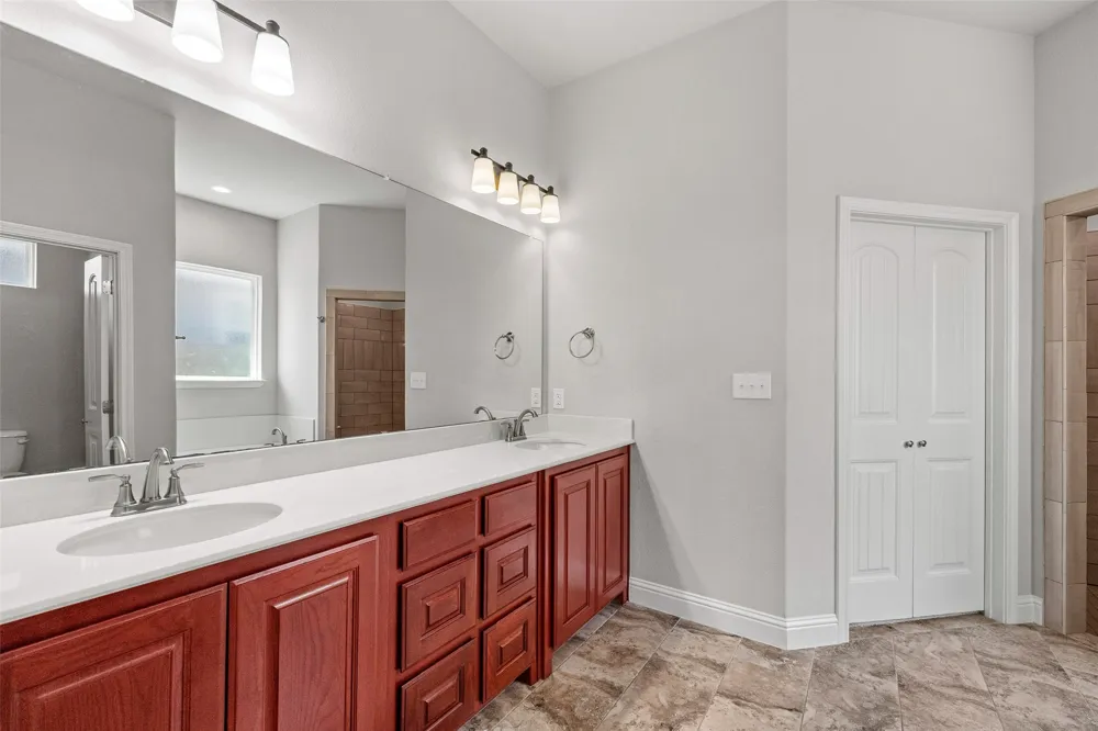 106 King Arthur Court Glen Rose, TX 76043