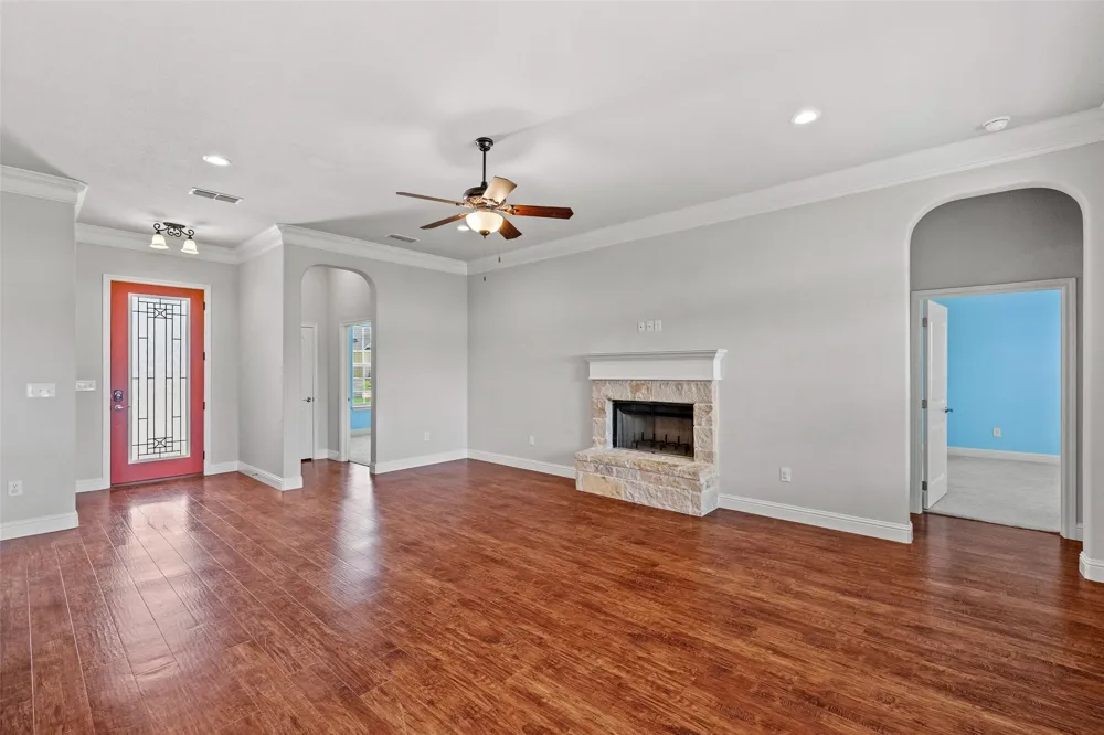 106 King Arthur Court Glen Rose, TX 76043