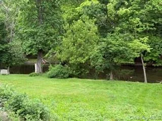 16 Willowbrook Heights Wappingers Falls, NY 12603