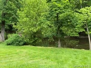 16 Willowbrook Heights Wappingers Falls, NY 12603