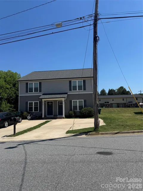 213 Oak Street #A