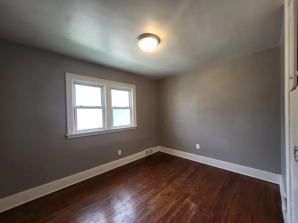 21769 Donald Avenue Eastpointe, MI 48021