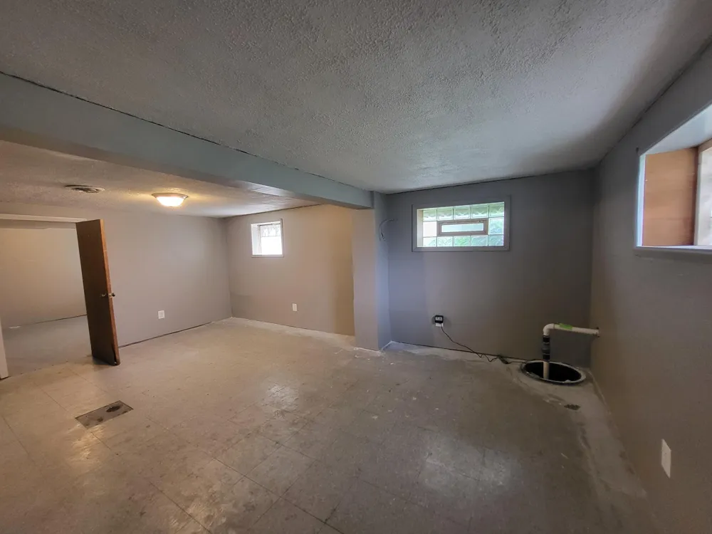 21769 Donald Avenue Eastpointe, MI 48021