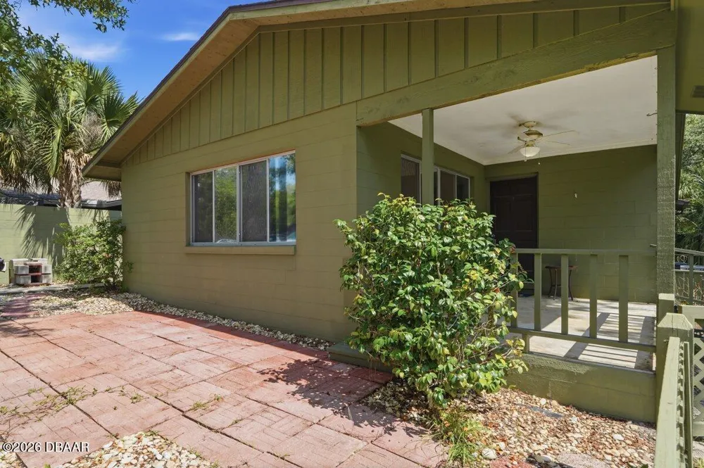 32 Summer Trees Road Port Orange, FL 32128