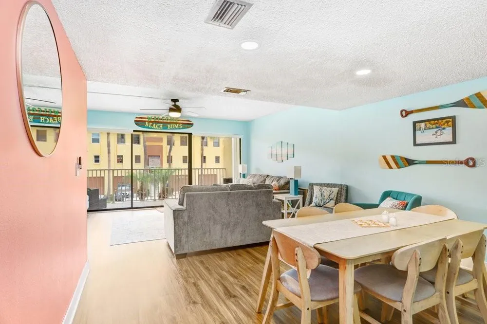 314 WINDRUSH BOULEVARD #12 Indian Rocks Beach, FL 33785