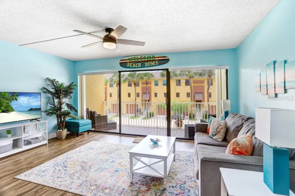 314 WINDRUSH BOULEVARD #12 Indian Rocks Beach, FL 33785