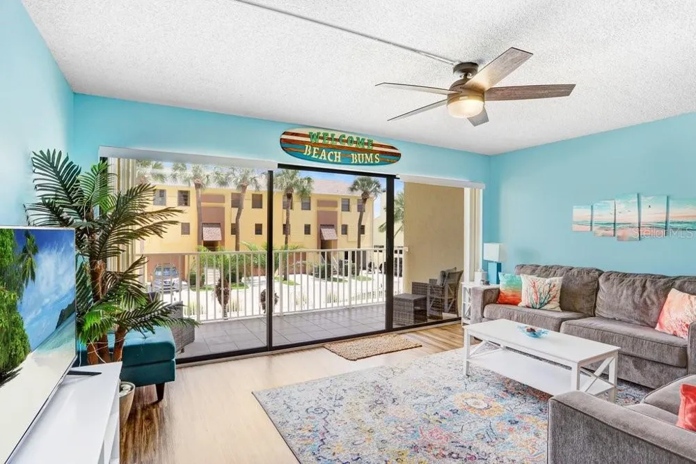 314 WINDRUSH BOULEVARD #12 Indian Rocks Beach, FL 33785