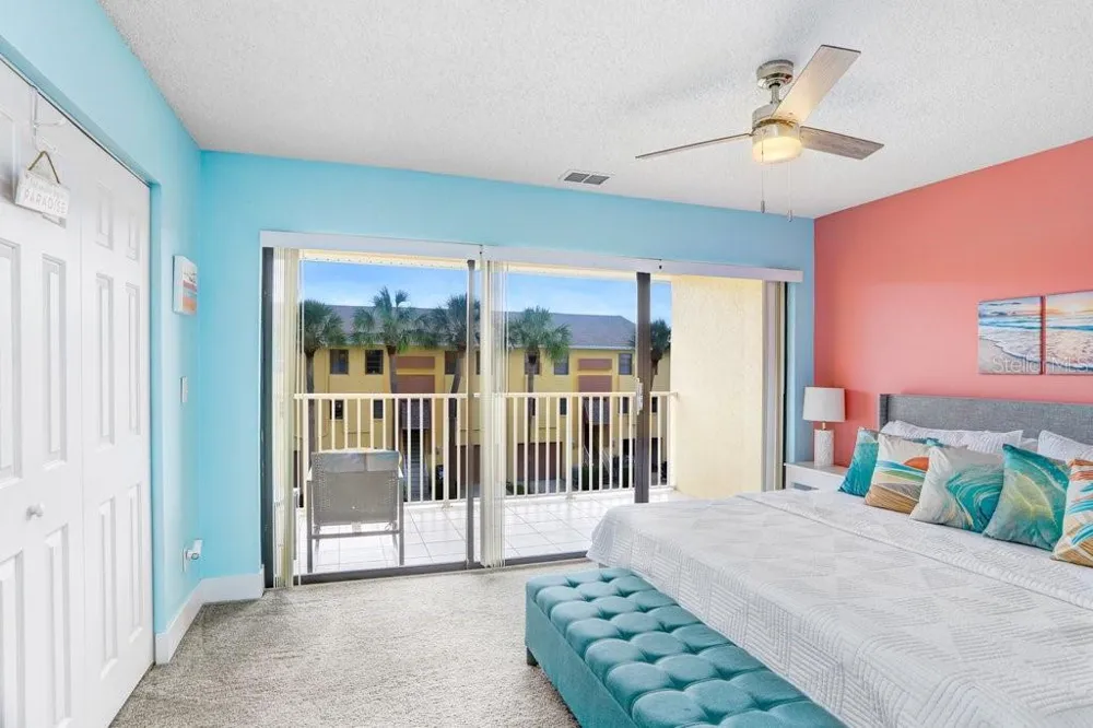 314 WINDRUSH BOULEVARD #12 Indian Rocks Beach, FL 33785