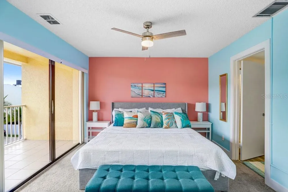314 WINDRUSH BOULEVARD #12 Indian Rocks Beach, FL 33785