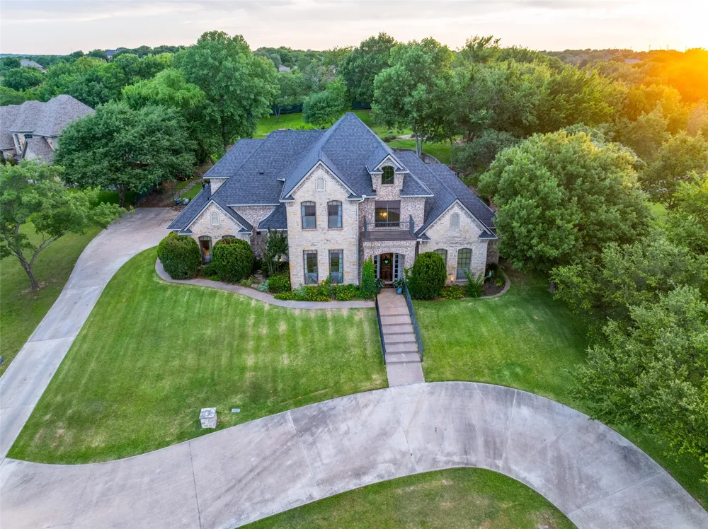114 Southwest Drive Aledo, TX 76008
