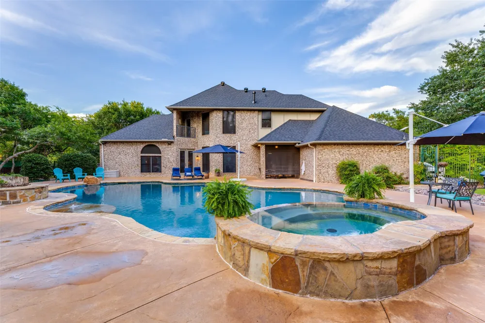 114 Southwest Drive Aledo, TX 76008