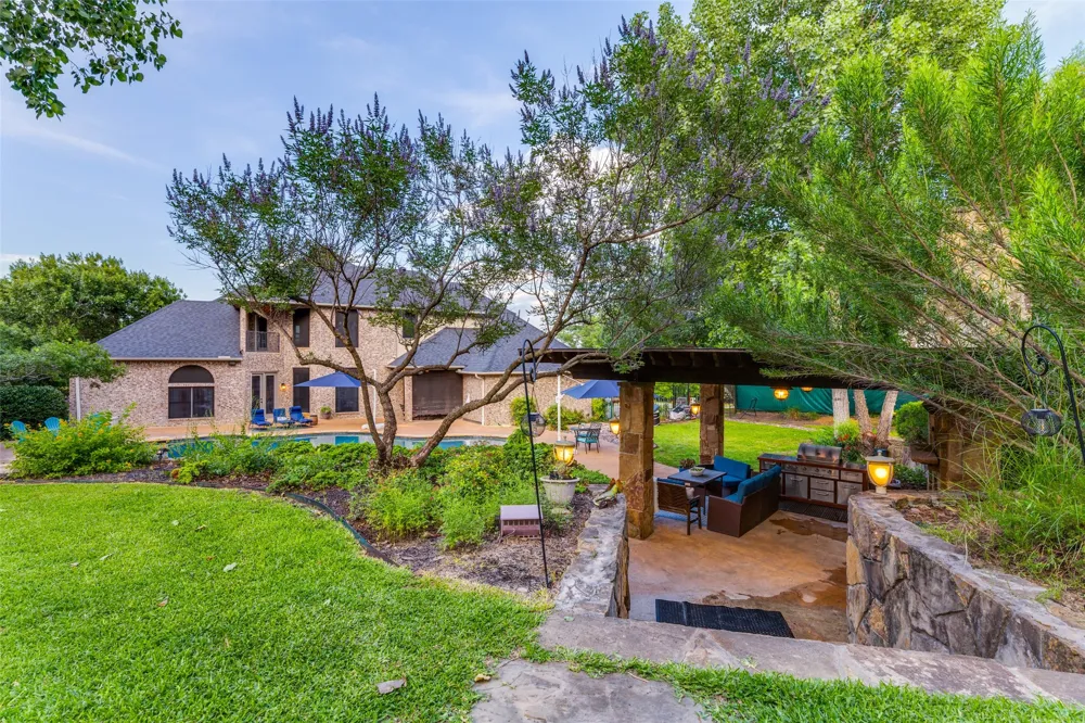 114 Southwest Drive Aledo, TX 76008