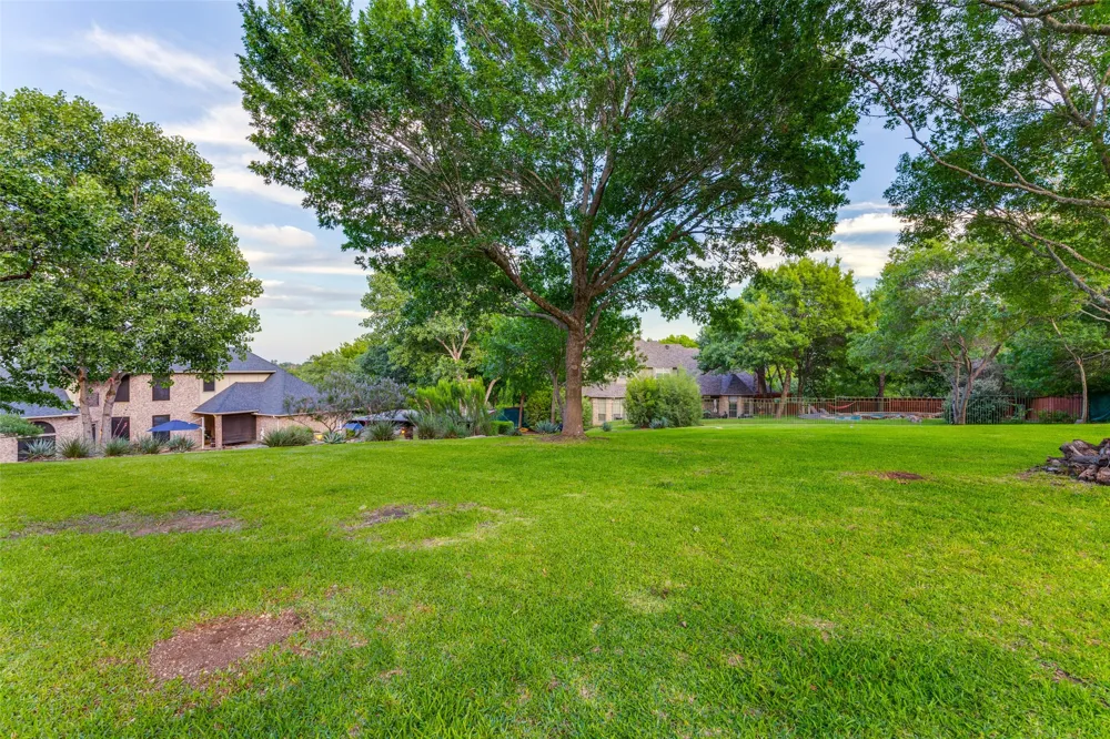 114 Southwest Drive Aledo, TX 76008