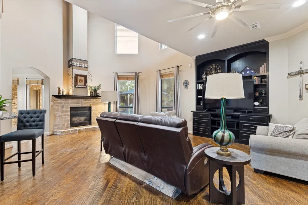 114 Southwest Drive Aledo, TX 76008