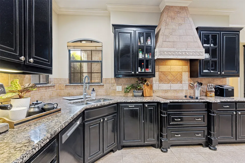 114 Southwest Drive Aledo, TX 76008