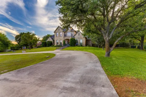 114 Southwest Drive