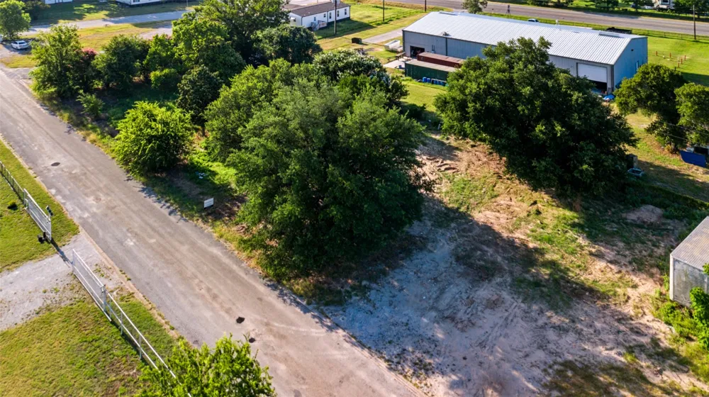 108 Angela Street Azle, TX 76020