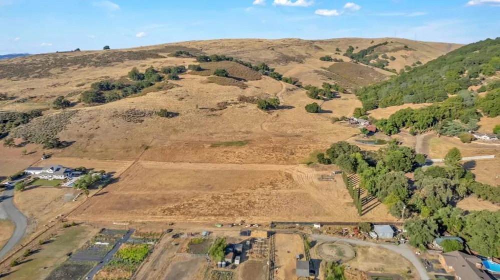 21951 Shillingsburg San Jose, CA 95120