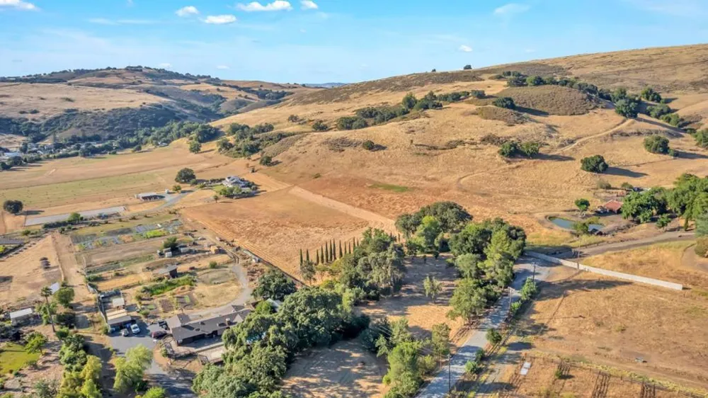 21951 Shillingsburg San Jose, CA 95120