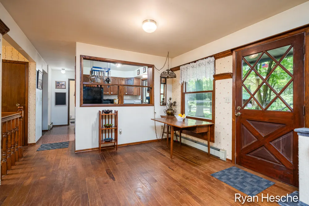 8775 Peck Lake Road Boston Township, MI 48881
