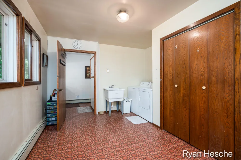 8775 Peck Lake Road Boston Township, MI 48881