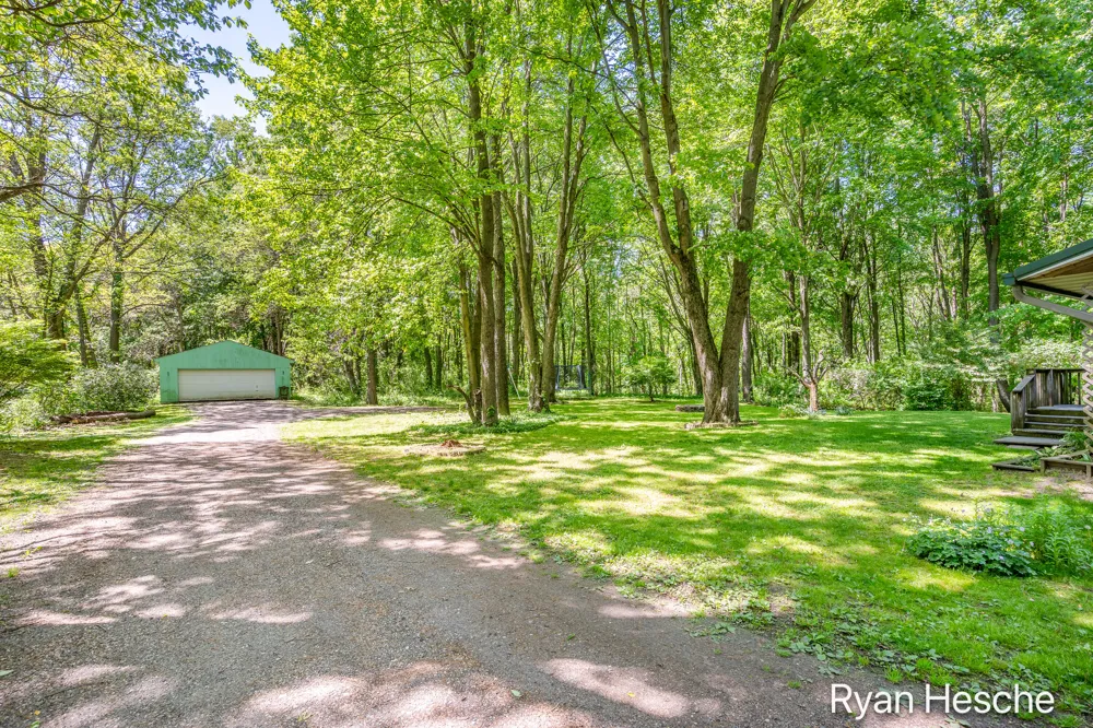 8775 Peck Lake Road Boston Township, MI 48881