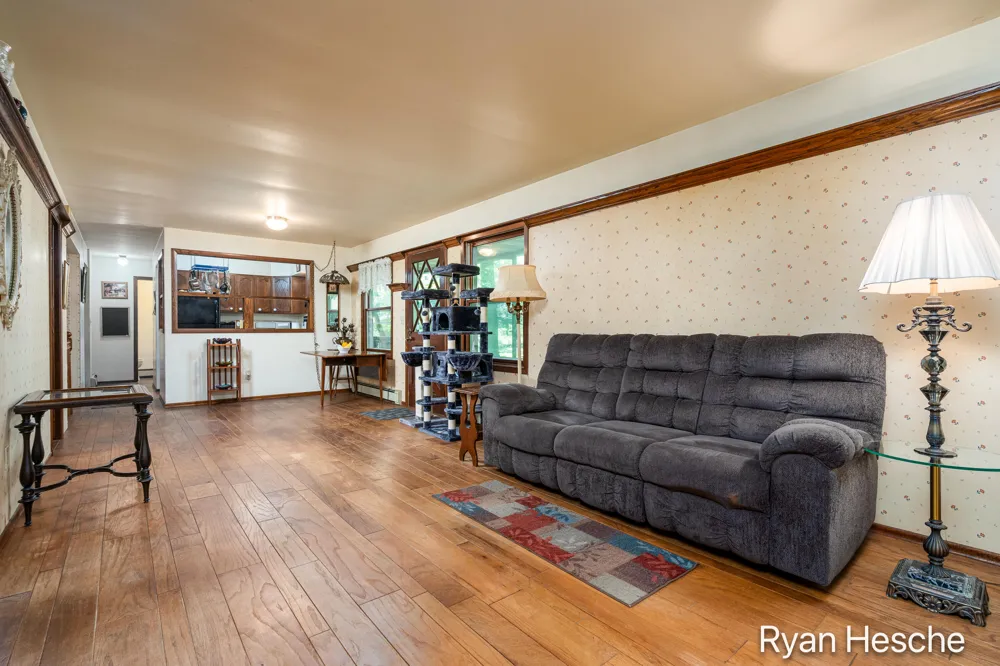 8775 Peck Lake Road Boston Township, MI 48881