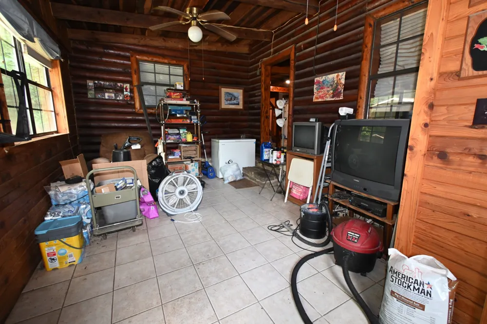 8821 Highway 412 E Linden, TN 37096