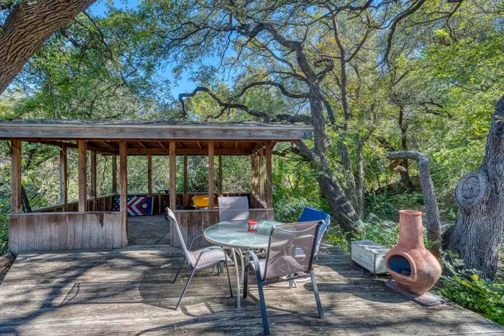 1117 County Road 132B Kingsland, TX 78639