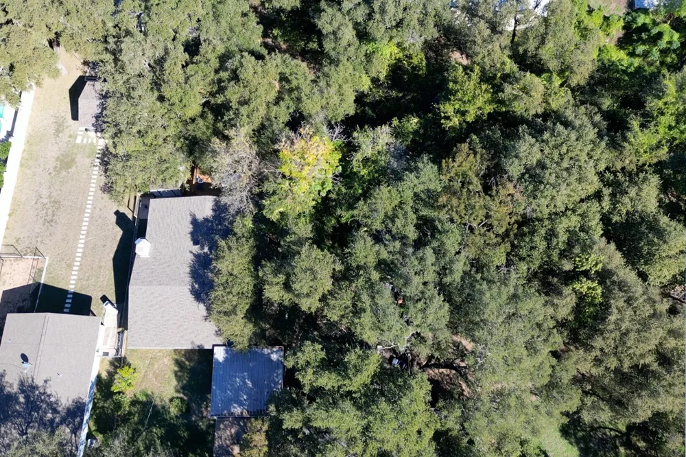 1117 County Road 132B Kingsland, TX 78639