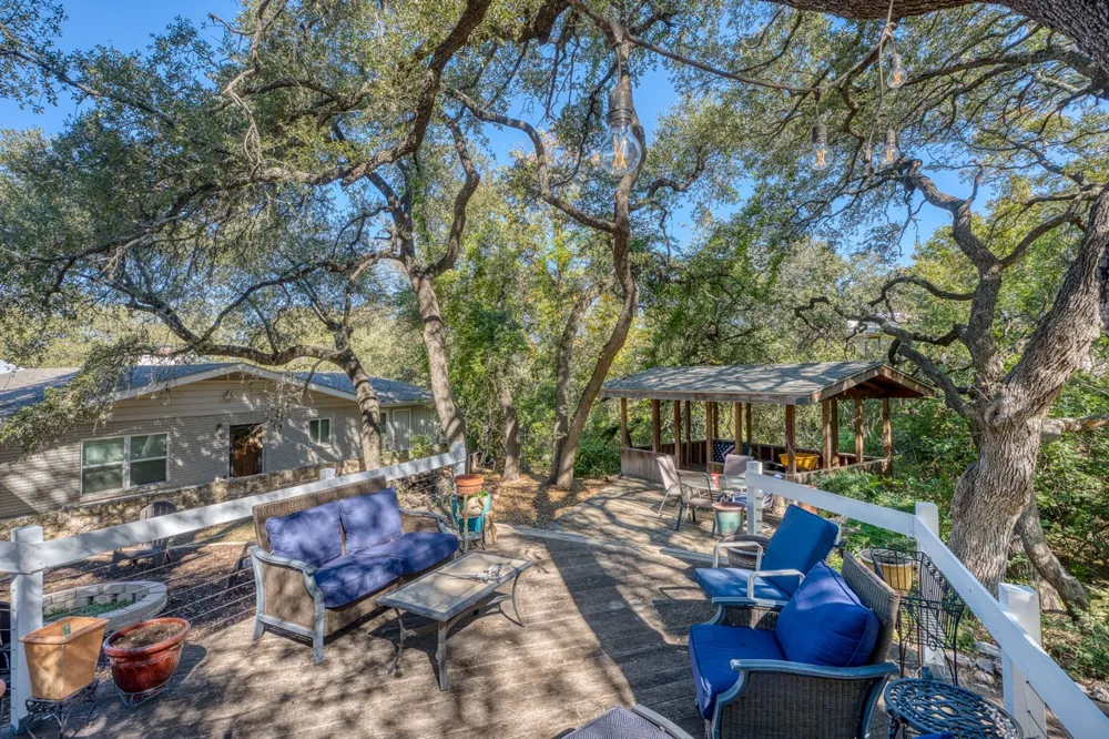 1117 County Road 132B Kingsland, TX 78639