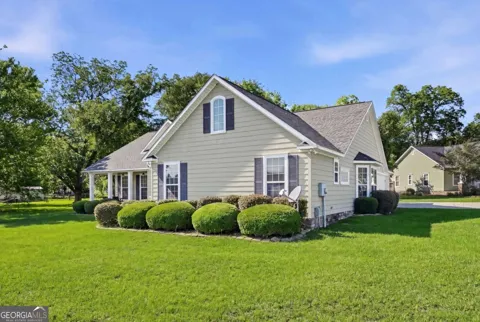 112 Manor DR