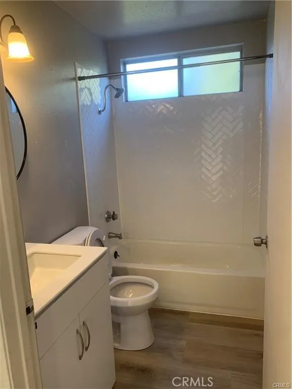 8100 Cerritos Stanton, CA 90680